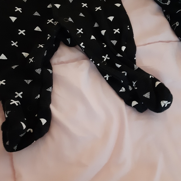 Baby pjs - Picture 11 of 12